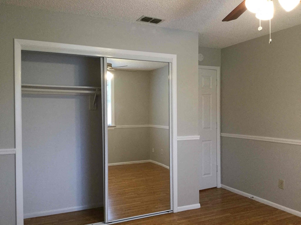 7654 Balmy Ct 4 Beds House for Rent - Photo Gallery 31