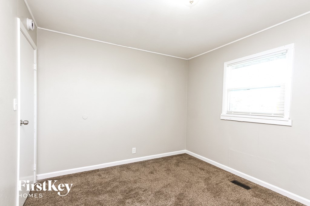 7733 West 21st Street 3 Beds House for Rent - Photo Gallery 12