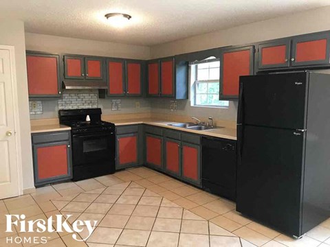 7774 Melanie Drive 3 Beds Apartment for Rent