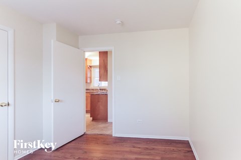 7804 Laramie Avenue 3 Beds Apartment for Rent
