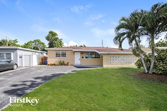 7816 Kismet St 3 Beds Apartment for Rent