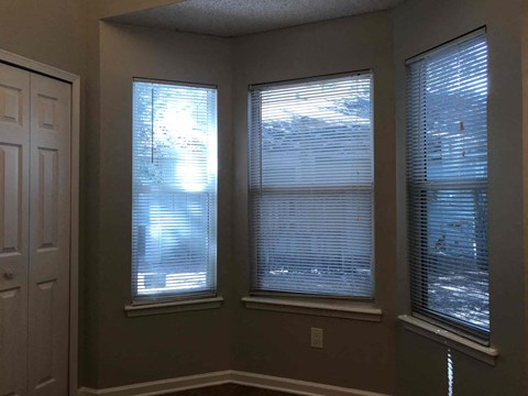 7852 Catskills Ct 3 Beds Apartment for Rent