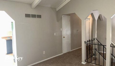 7901  Sunset Cir 3 Beds Apartment for Rent