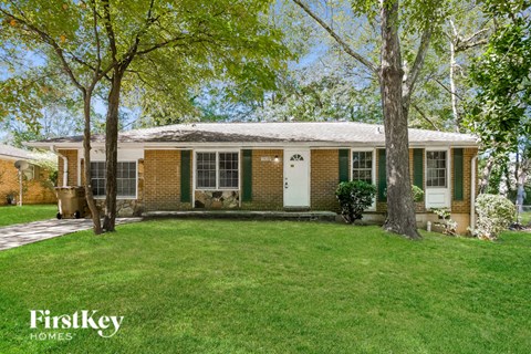 8065 Huntington Drive 4 Beds Apartment for Rent