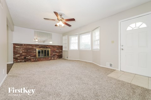 8101 Willow Way 3 Beds Apartment for Rent