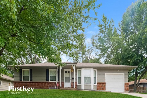 8207 E 85Th St 3 Beds Apartment for Rent