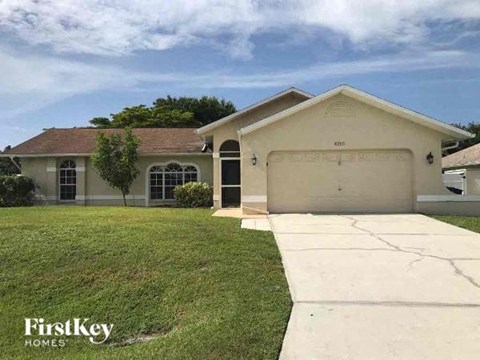 8285 Tahiti Rd 3 Beds Apartment for Rent