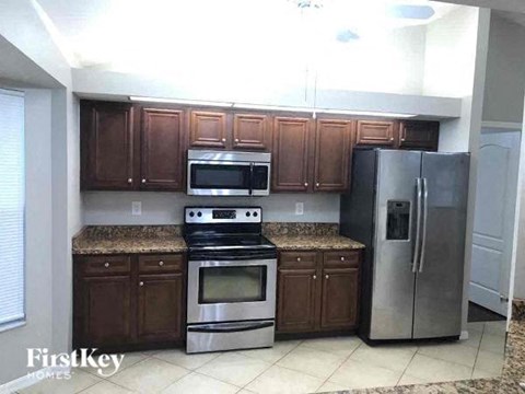 8285 Tahiti Rd 3 Beds Apartment for Rent