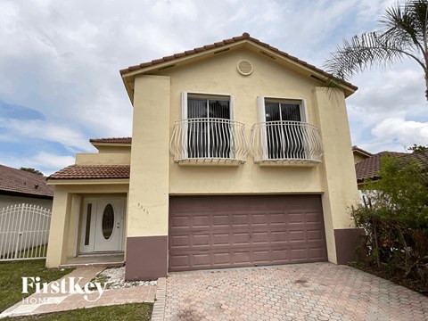 8349 Nw 194 Terrace 4 Beds Apartment for Rent