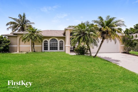 8381 Bahamas Rd 3 Beds Apartment for Rent