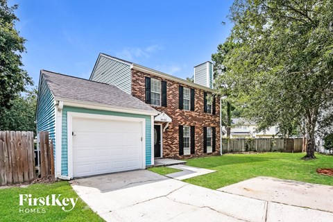 8405 Old Carriage Court 3 Beds Apartment for Rent