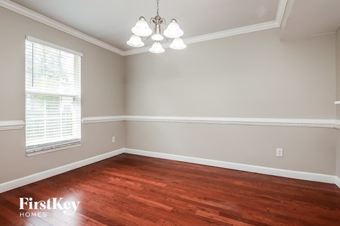 8405 Old Carriage Court 3 Beds Apartment for Rent