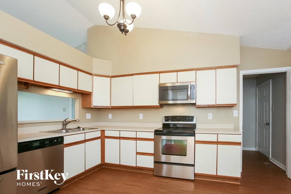 8548 Appleby Ln 3 Beds House for Rent - Photo Gallery 7