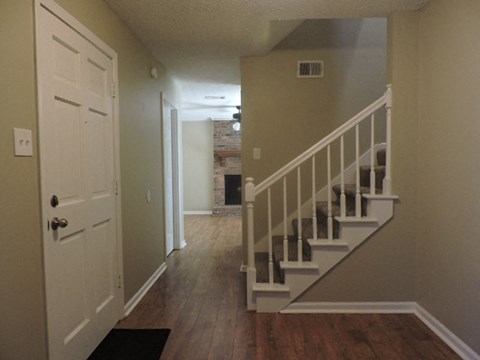 8601 Thorncliff Fairway 3 Beds Apartment for Rent