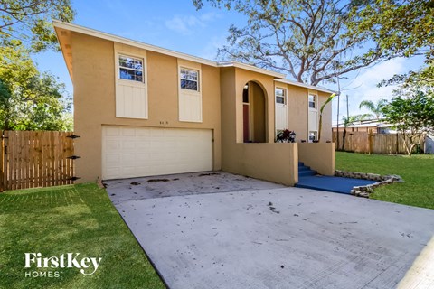 8618 Vannoy Ct 4 Beds Apartment for Rent