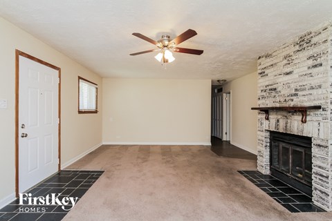 8700 W 170Th St 3 Beds Apartment for Rent
