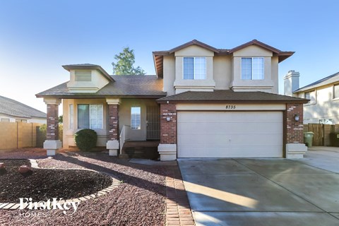 8735 W Sierra Vista Dr 3 Beds Apartment for Rent