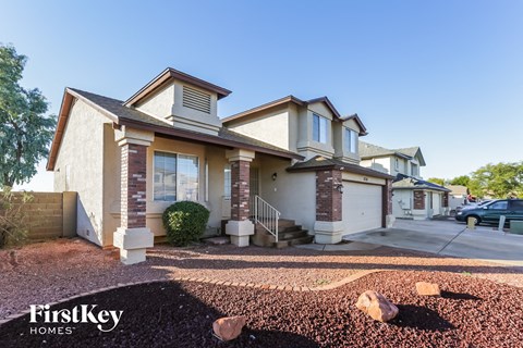8735 W Sierra Vista Dr 3 Beds Apartment for Rent