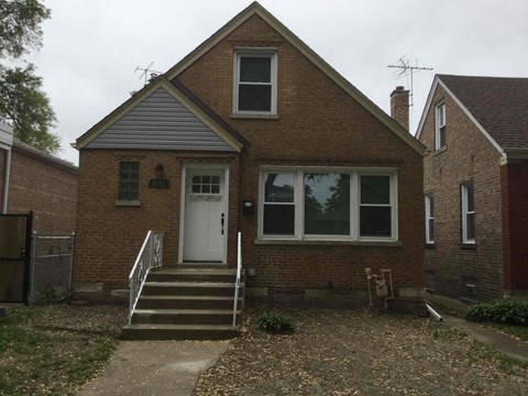 8751 S East End Ave 4 Beds Apartment for Rent