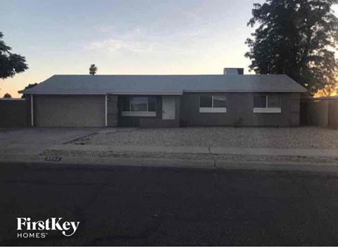 8802 N 35TH Dr 4 Beds Apartment for Rent