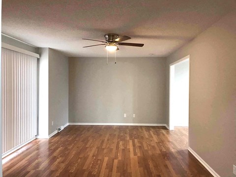 8802 W 95Th Terrace 4 Beds Apartment for Rent