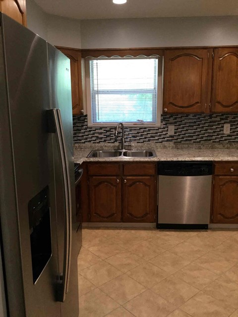 8894 Raven Dr 4 Beds Apartment for Rent