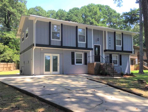 8894 Raven Dr 4 Beds Apartment for Rent