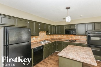 8903 Forest Breeze Drive 4 Beds House for Rent - Photo Gallery 6