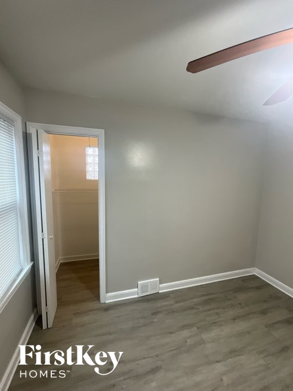 8912 South Sacramento Avenue 3 Beds House for Rent - Photo Gallery 7