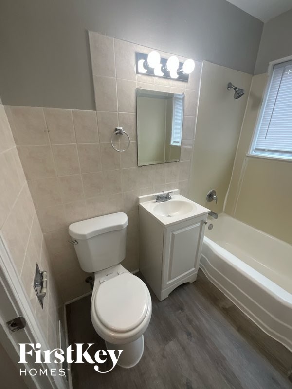 8912 South Sacramento Avenue 3 Beds House for Rent - Photo Gallery 11