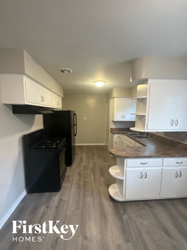 8912 South Sacramento Avenue 3 Beds House for Rent - Photo Gallery 6