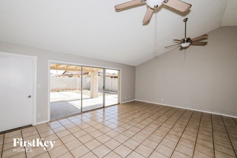 9015 N 57TH Ave 5 Beds Apartment for Rent