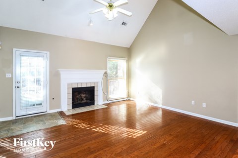 9095 Strawberry Lane 5 Beds Apartment for Rent