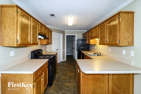 9095 Strawberry Lane 5 Beds Apartment for Rent