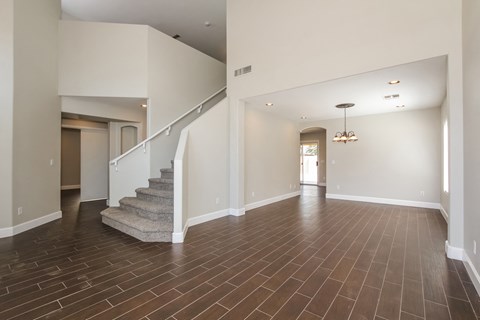9156 W Quail Ave 4 Beds Apartment for Rent