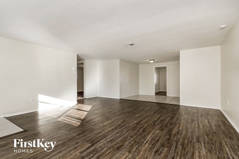 9204 Lido Ln 3 Beds Apartment for Rent