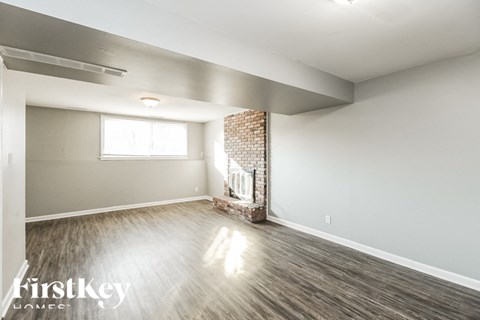 9436 Craig Dr 3 Beds Apartment for Rent