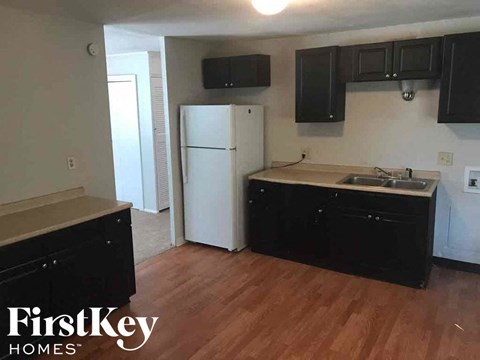 9525 E 39Th Place 3 Beds Apartment for Rent