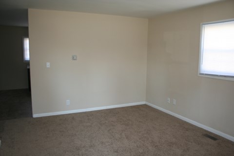 9538 E 39Th Street 3 Beds Apartment for Rent