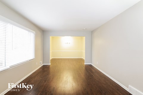 9613 Beverly Dr 4 Beds Apartment for Rent