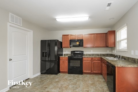 5924 Odenton Lane 3 Beds Apartment for Rent