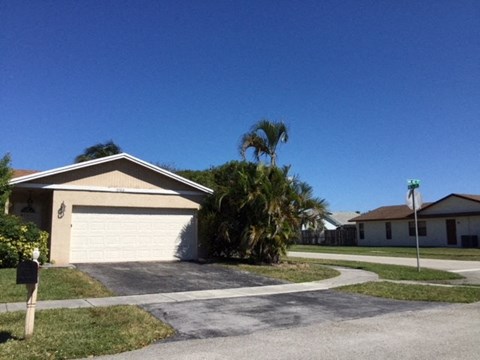 9703 NW 42 Court 4 Beds Apartment for Rent
