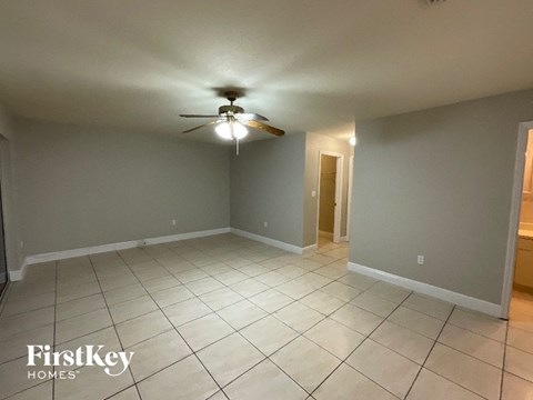 9734 Sw 212 Street 4 Beds Apartment for Rent
