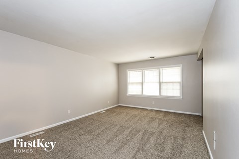 9846 Rivermont 3 Beds Apartment for Rent