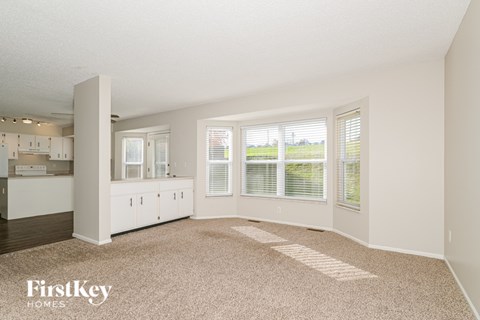 609 River Moss Dr 4 Beds Apartment for Rent