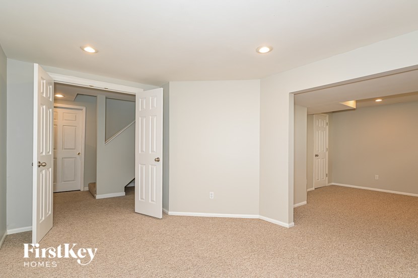 609 River Moss Dr 4 Beds House for Rent - Photo Gallery 16