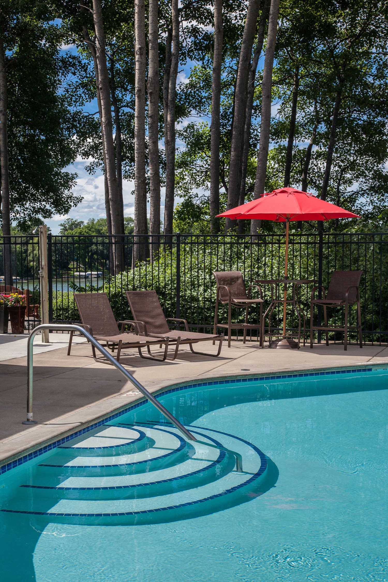 Lake Susan Apartments, 8260 Market Blvd, Chanhassen, MN RENTCafé