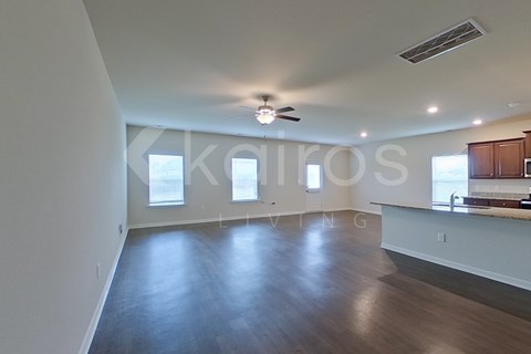 1067 Pilgrim Ln 4 Beds Apartment for Rent