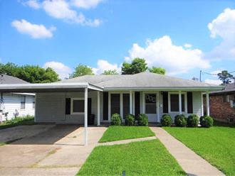 2206 Armstrong Studio Apartment for Rent