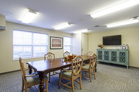 Clubhouse 2